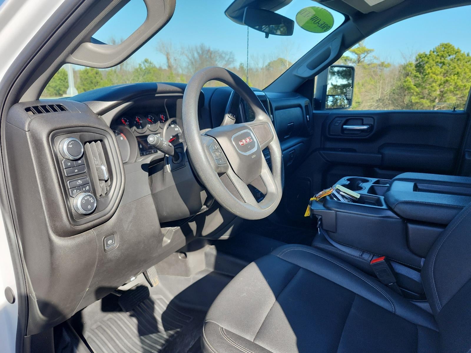 2024 GMC Sierra 2500 HD Pro