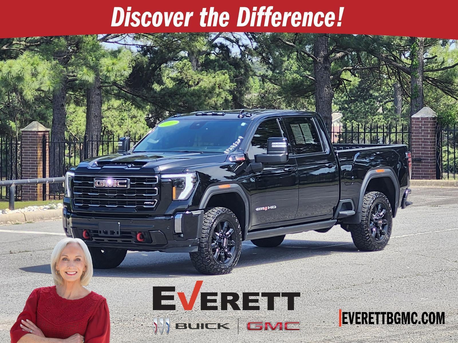 2024 GMC Sierra 4WD Crew Cab Standard Box AT4's photo