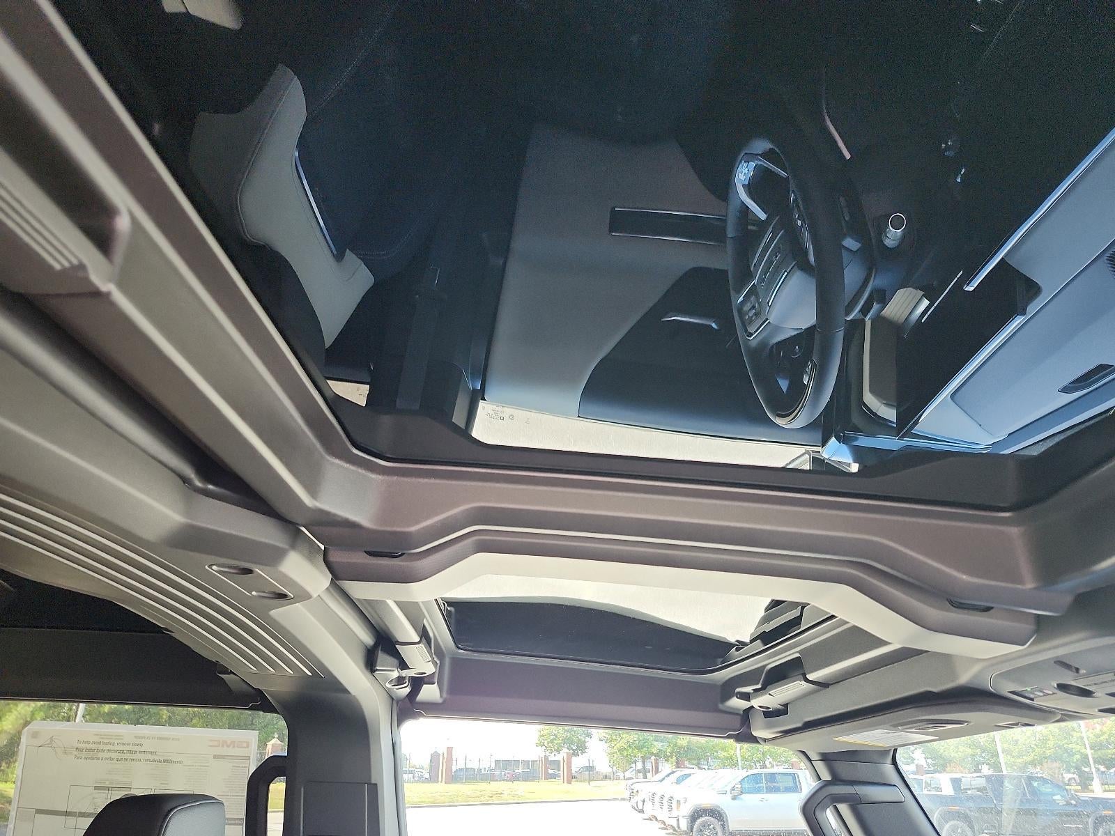 2026 GMC HUMMER EV Pickup e4WD Crew Cab 2X w/3VL