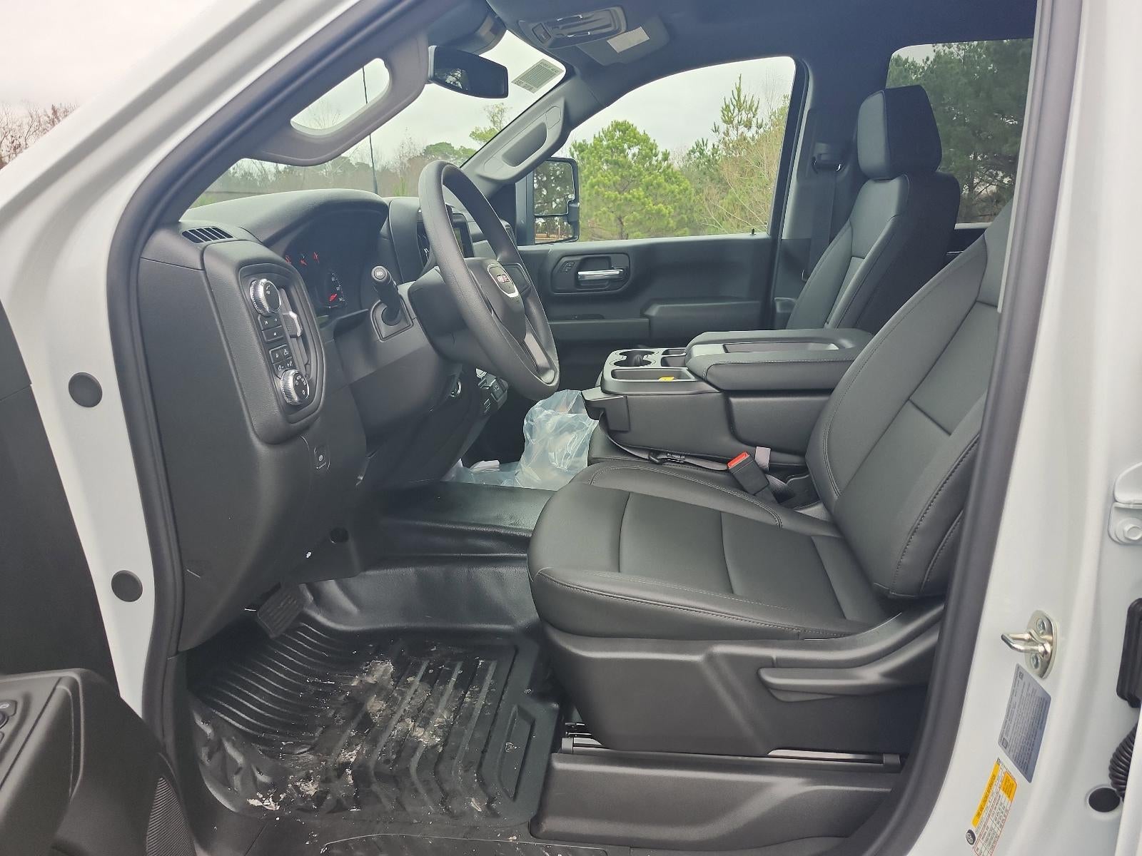 2026 GMC Sierra 2500 HD Crew Cab Long Box 4-Wheel Drive Pro