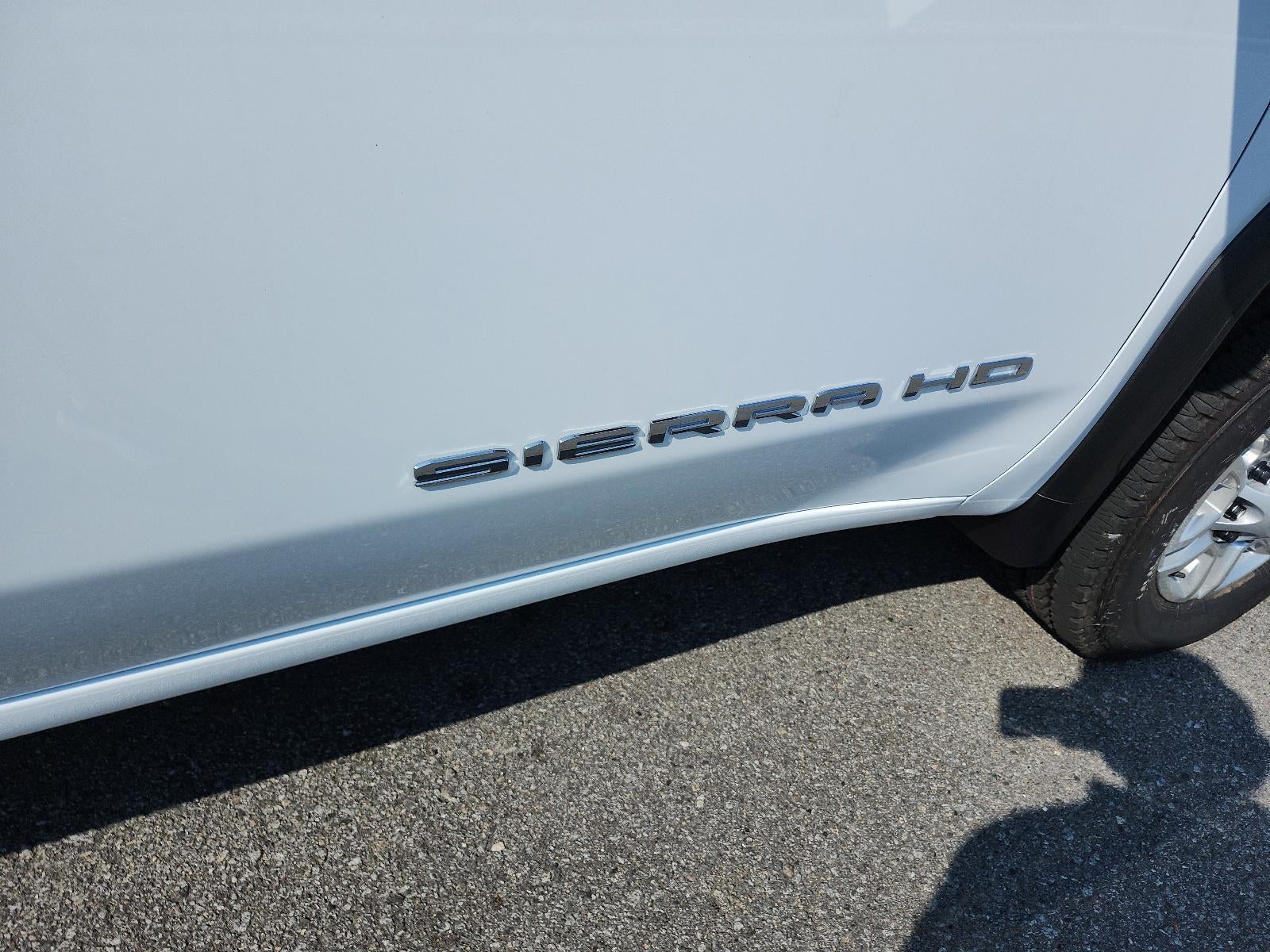 2026 GMC Sierra 2500 HD Crew Cab Long Box 4-Wheel Drive Pro