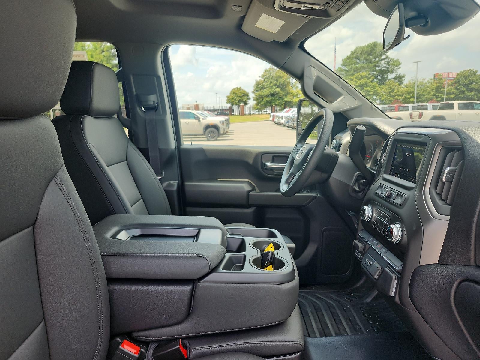 2026 GMC Sierra 2500 HD Crew Cab Standard Box 4-Wheel Drive Pro
