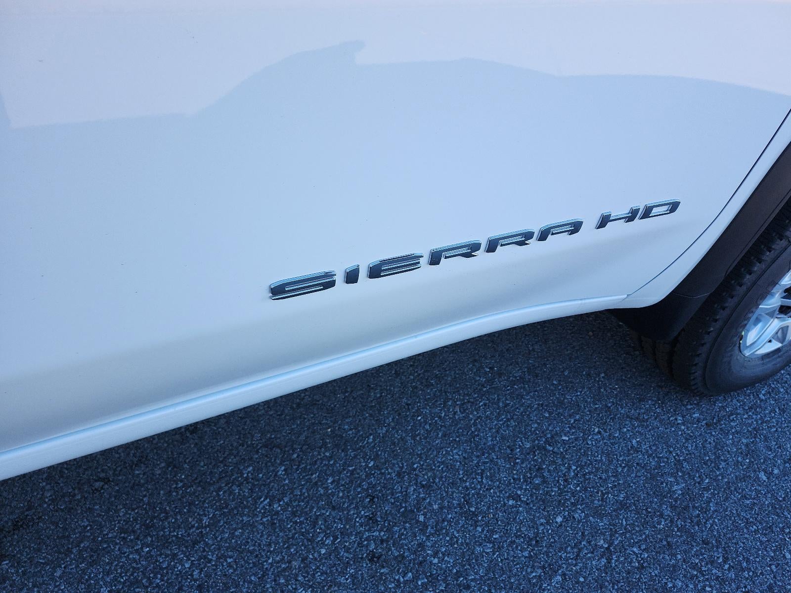 2026 GMC Sierra 2500 HD Crew Cab Standard Box 4-Wheel Drive Pro