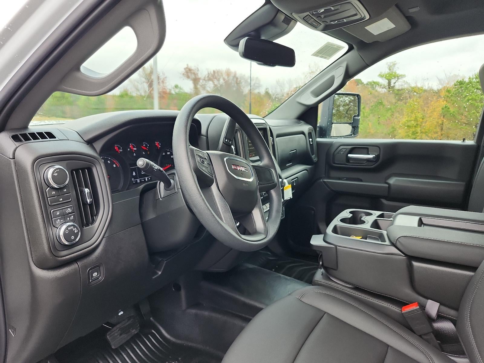 2026 GMC Sierra 2500 HD Crew Cab Standard Box 4-Wheel Drive Pro