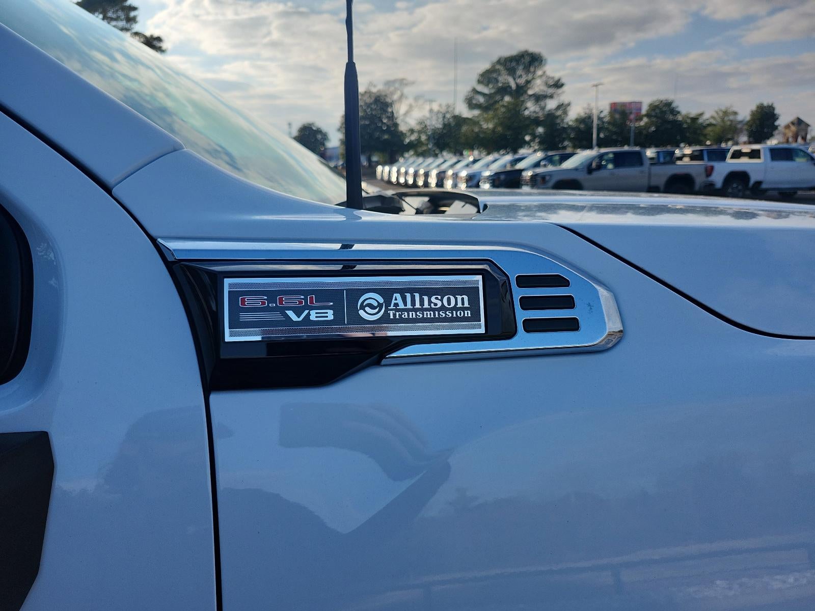 2026 GMC Sierra 2500 HD Crew Cab Standard Box 4-Wheel Drive Pro