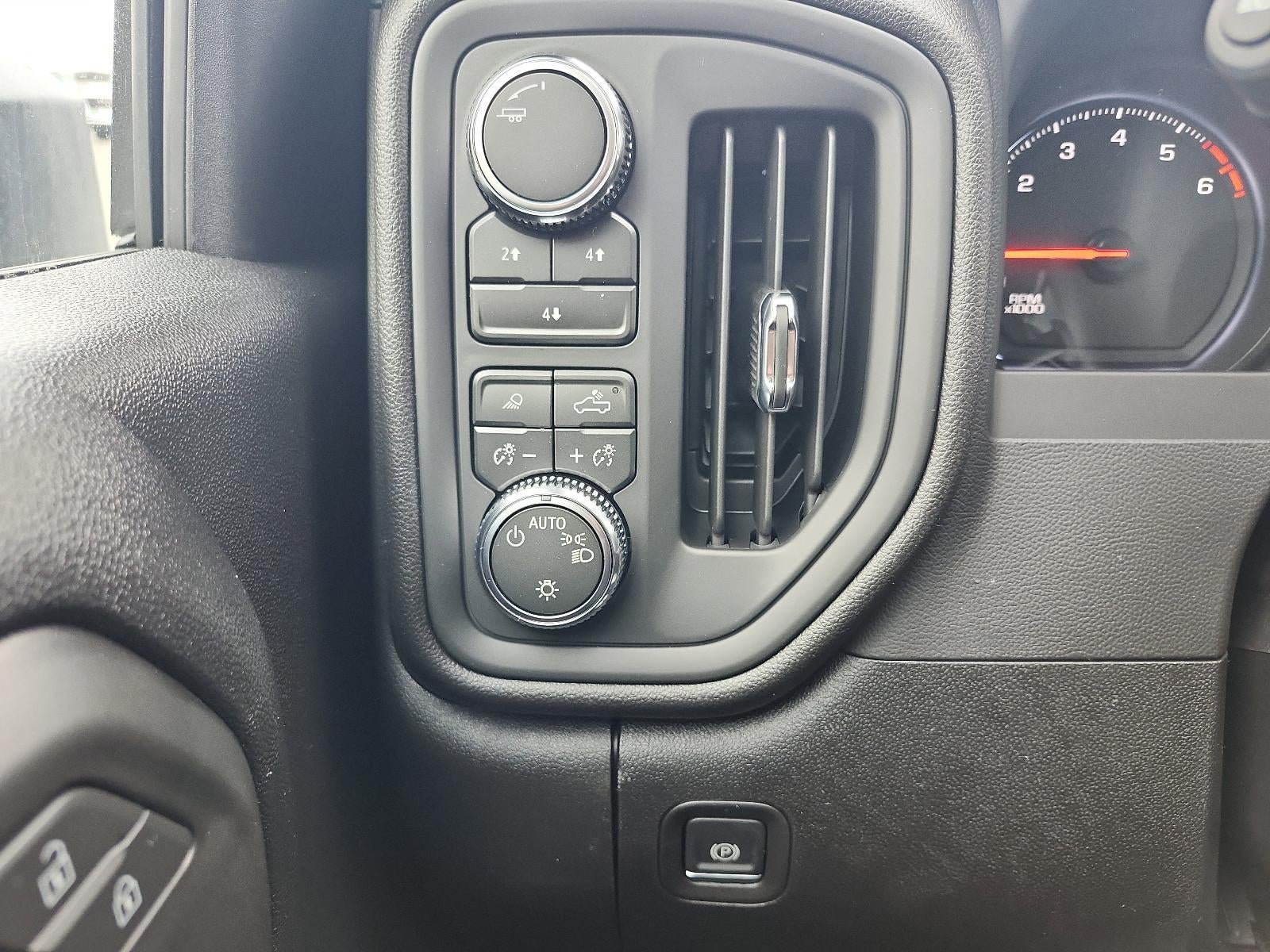 2026 GMC Sierra 2500 HD Crew Cab Long Box 4-Wheel Drive Pro