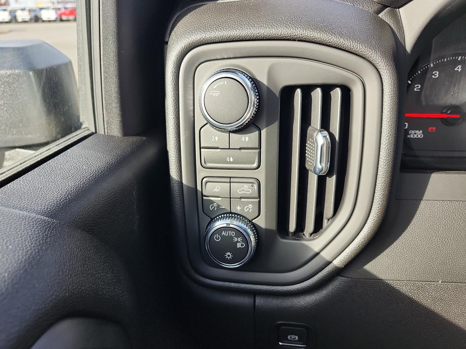 2026 GMC Sierra 2500 HD Crew Cab Standard Box 4-Wheel Drive Pro