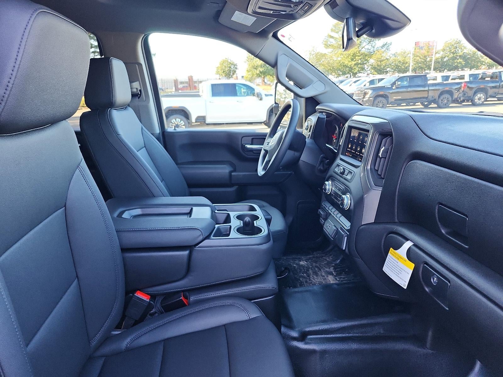 2026 GMC Sierra 2500 HD Crew Cab Standard Box 4-Wheel Drive Pro