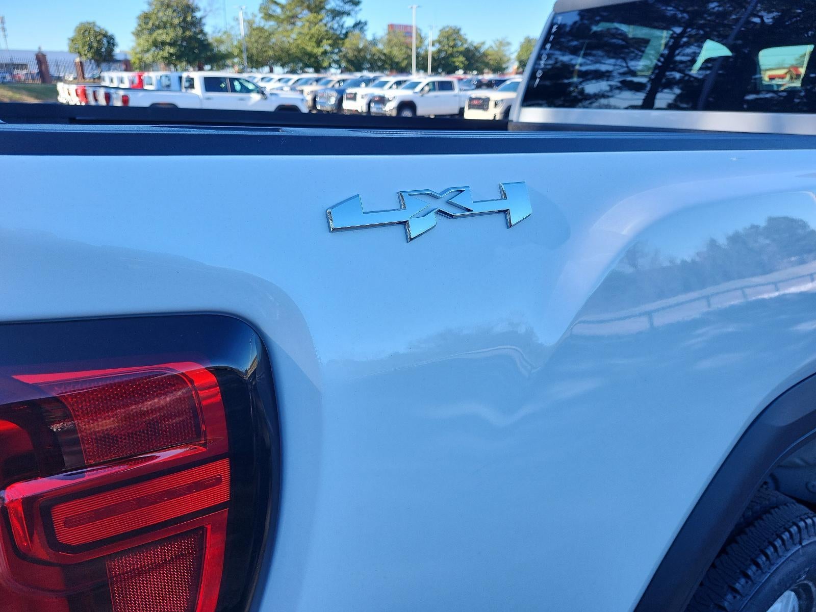 2026 GMC Sierra 2500 HD Crew Cab Standard Box 4-Wheel Drive Pro