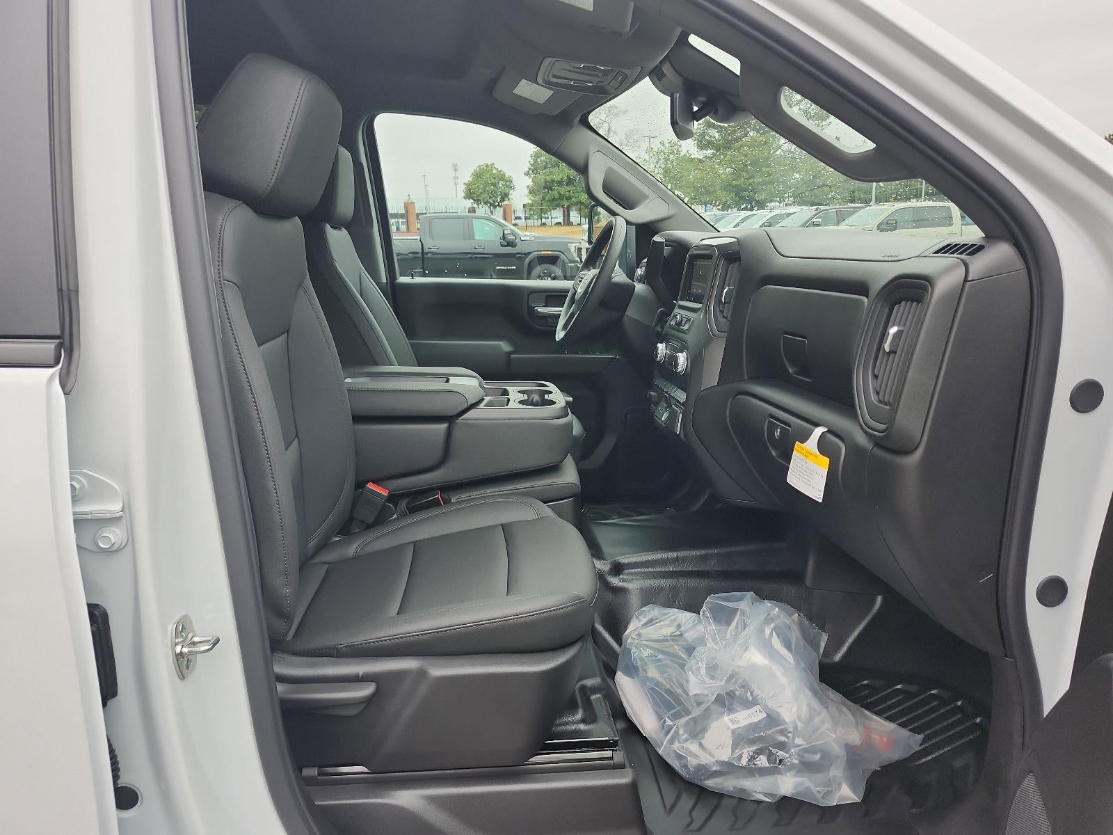 2026 GMC Sierra 2500 HD Crew Cab Long Box 4-Wheel Drive Pro