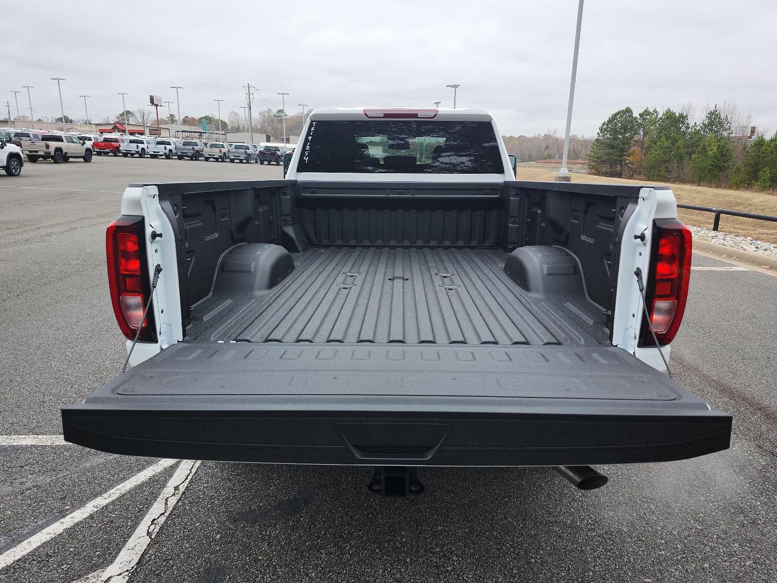 2026 GMC Sierra 2500 HD Crew Cab Long Box 4-Wheel Drive Pro