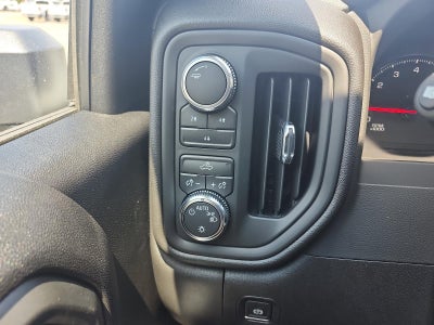 2025 GMC Sierra 2500 HD Crew Cab Long Box 4-Wheel Drive Pro