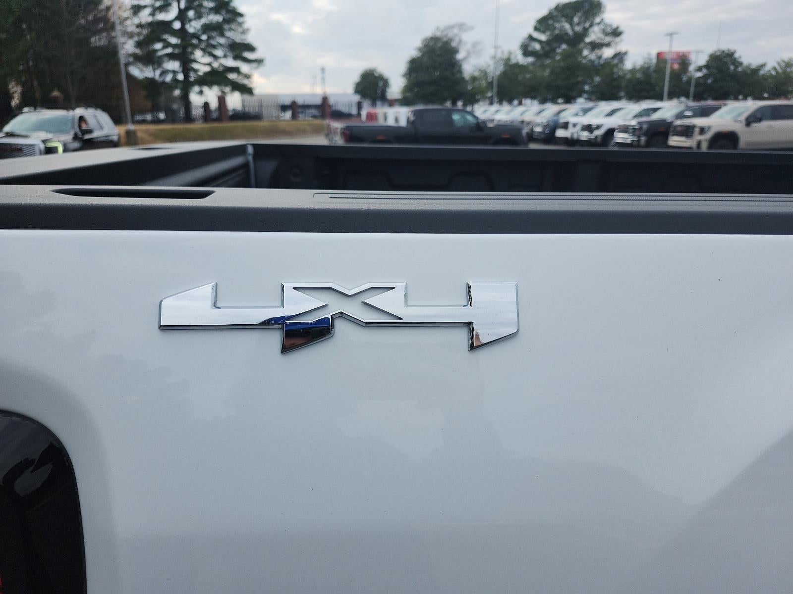 2026 GMC Sierra 2500 HD Crew Cab Long Box 4-Wheel Drive Pro