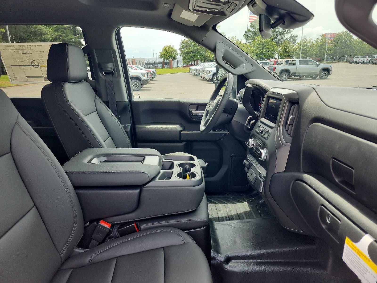 2026 GMC Sierra 2500 HD Crew Cab Long Box 4-Wheel Drive Pro