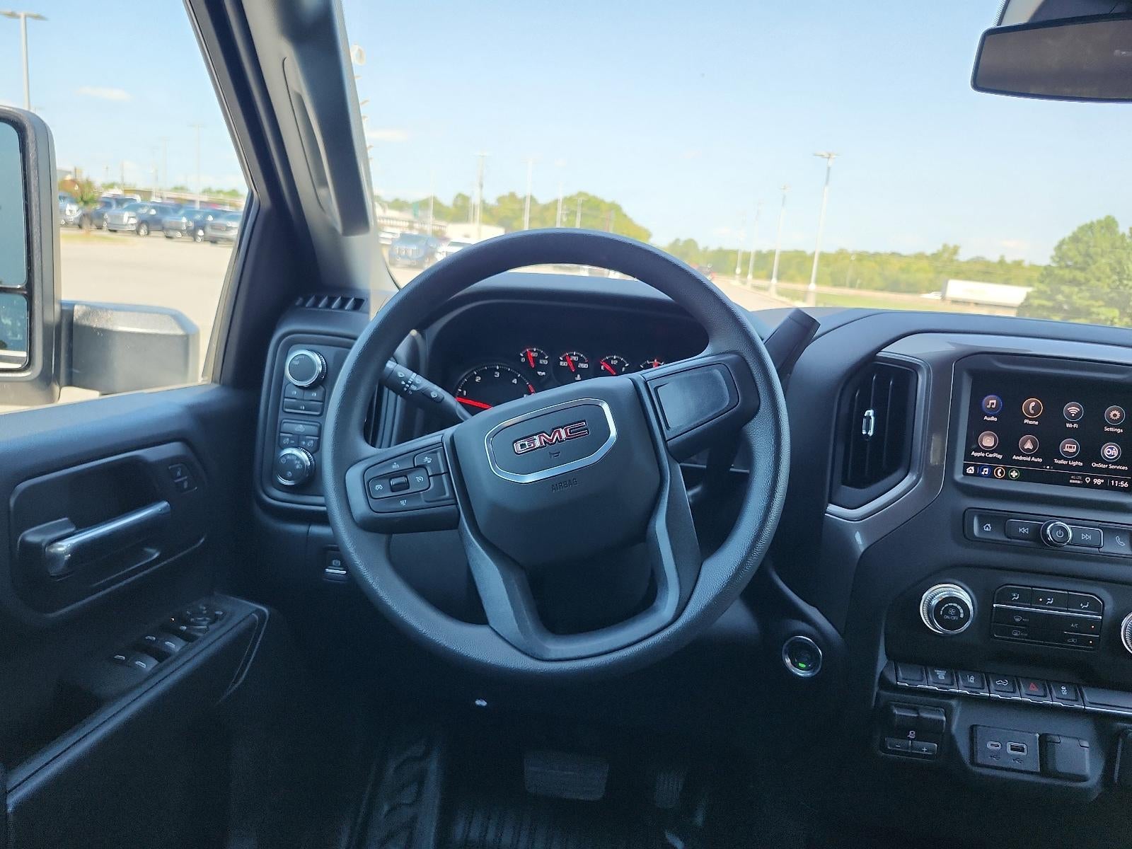 2025 GMC Sierra 2500 HD Crew Cab Standard Box 4-Wheel Drive Pro