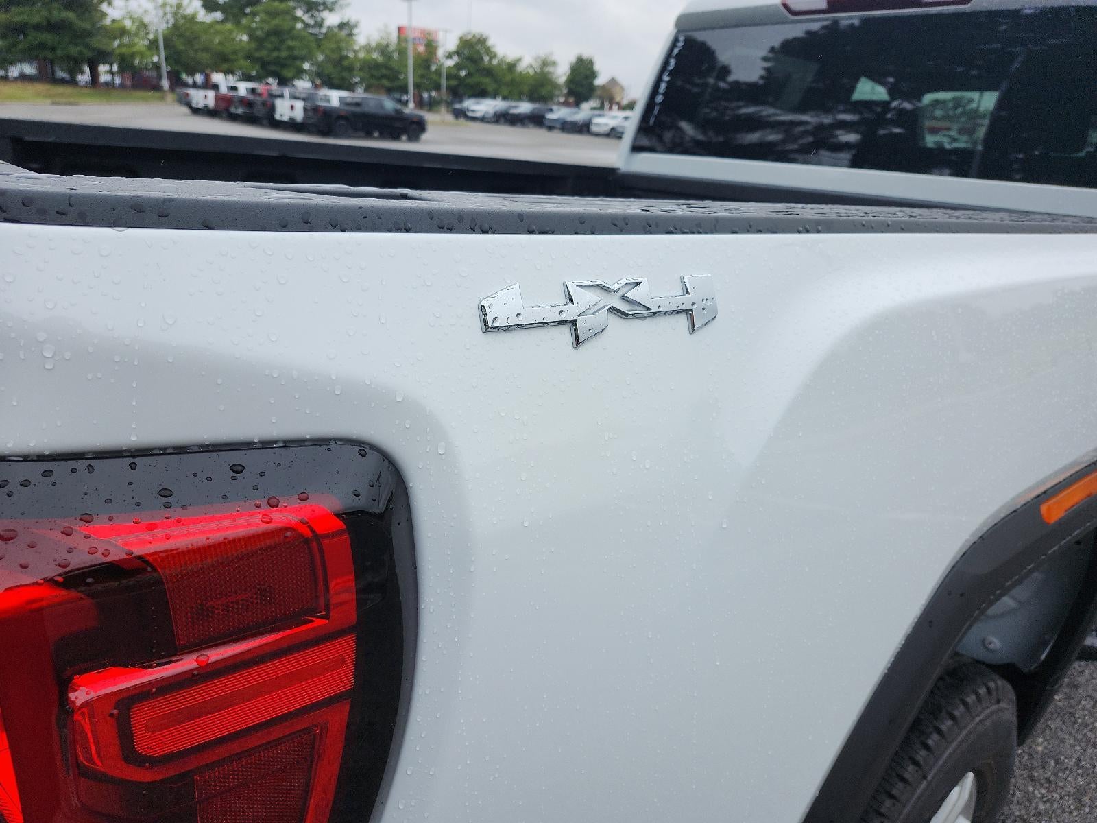 2025 GMC Sierra 2500 HD Crew Cab Standard Box 4-Wheel Drive Pro