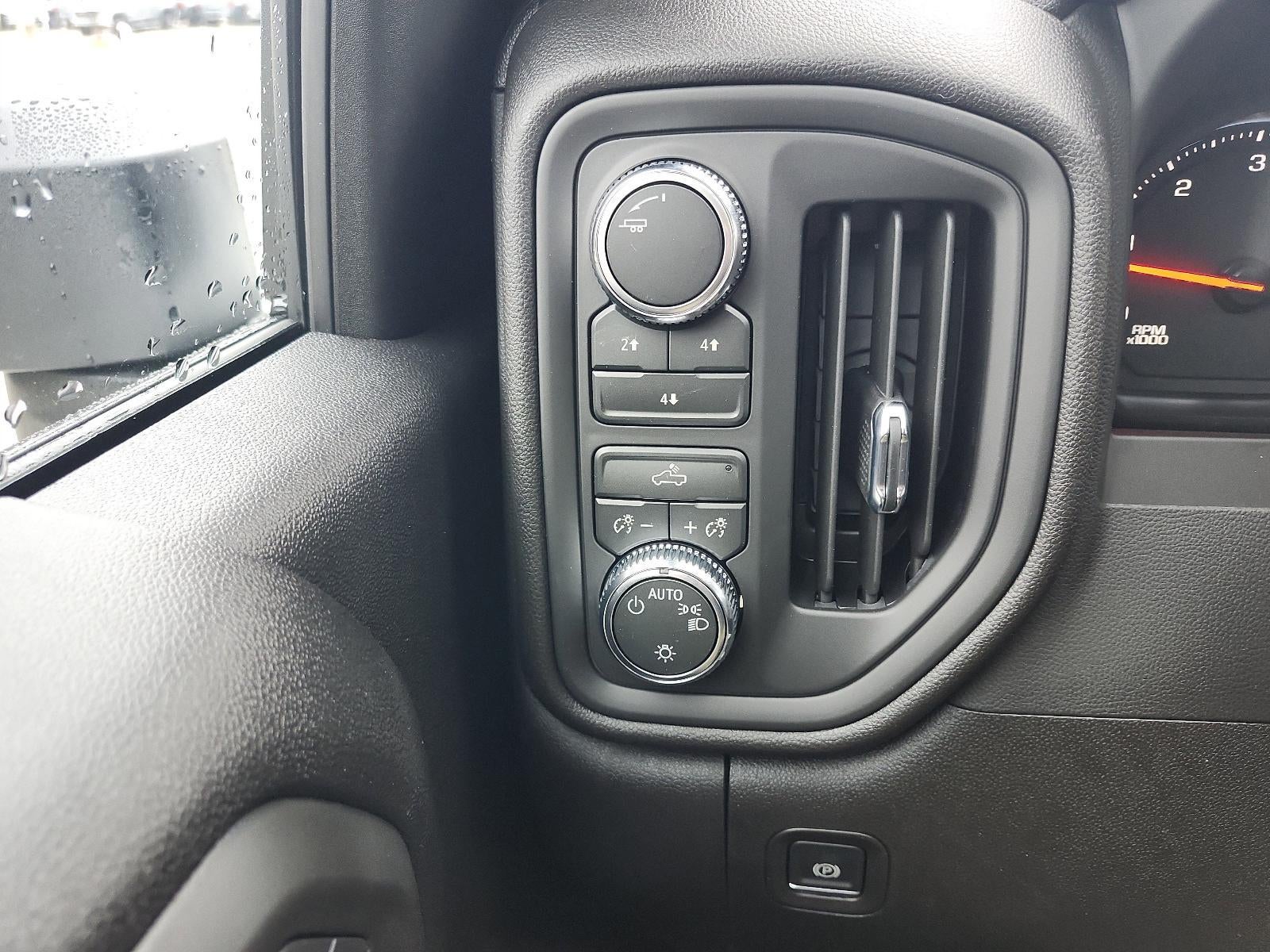 2026 GMC Sierra 2500 HD Crew Cab Long Box 4-Wheel Drive Pro