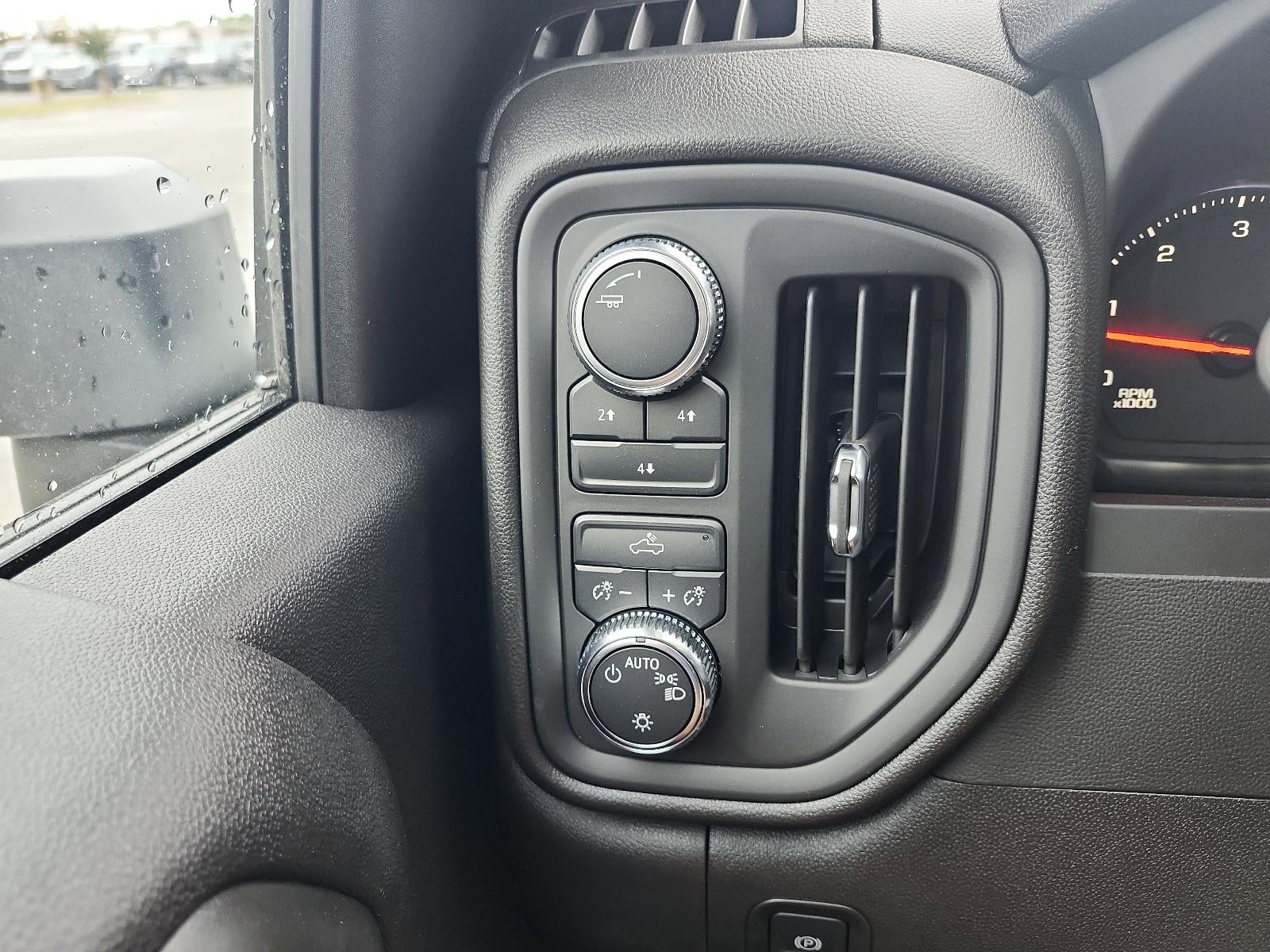 2025 GMC Sierra 2500 HD Crew Cab Standard Box 4-Wheel Drive Pro