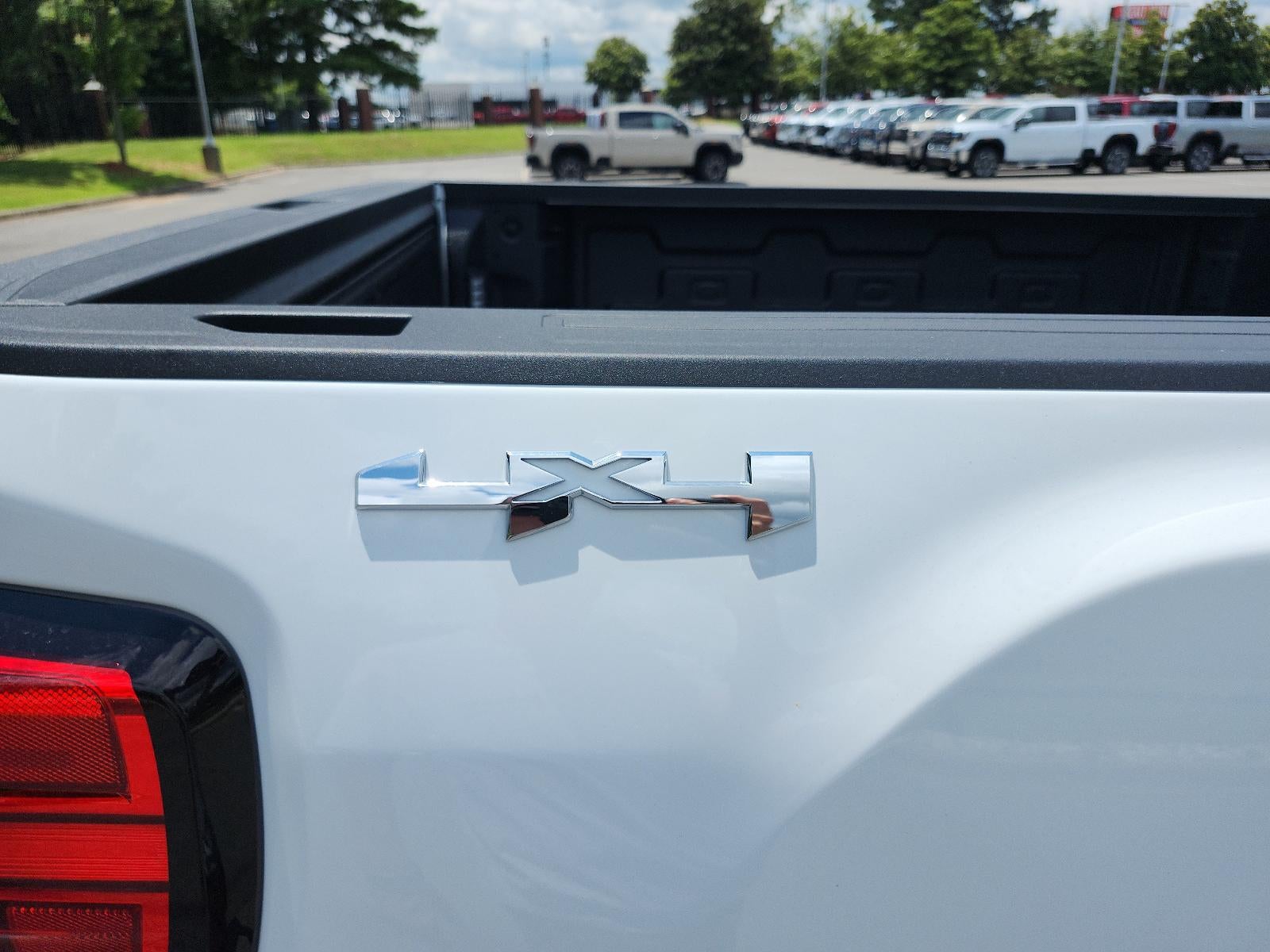 2026 GMC Sierra 2500HD Pro - Photo 6
