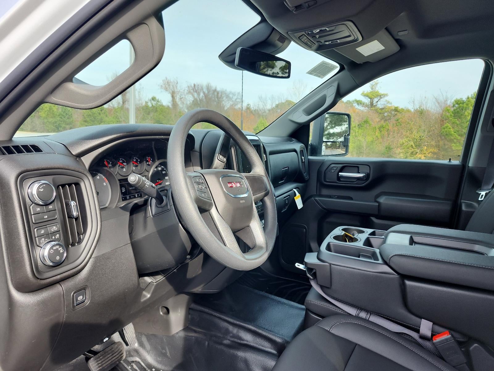 2026 GMC Sierra 2500 HD Crew Cab Standard Box 4-Wheel Drive Pro