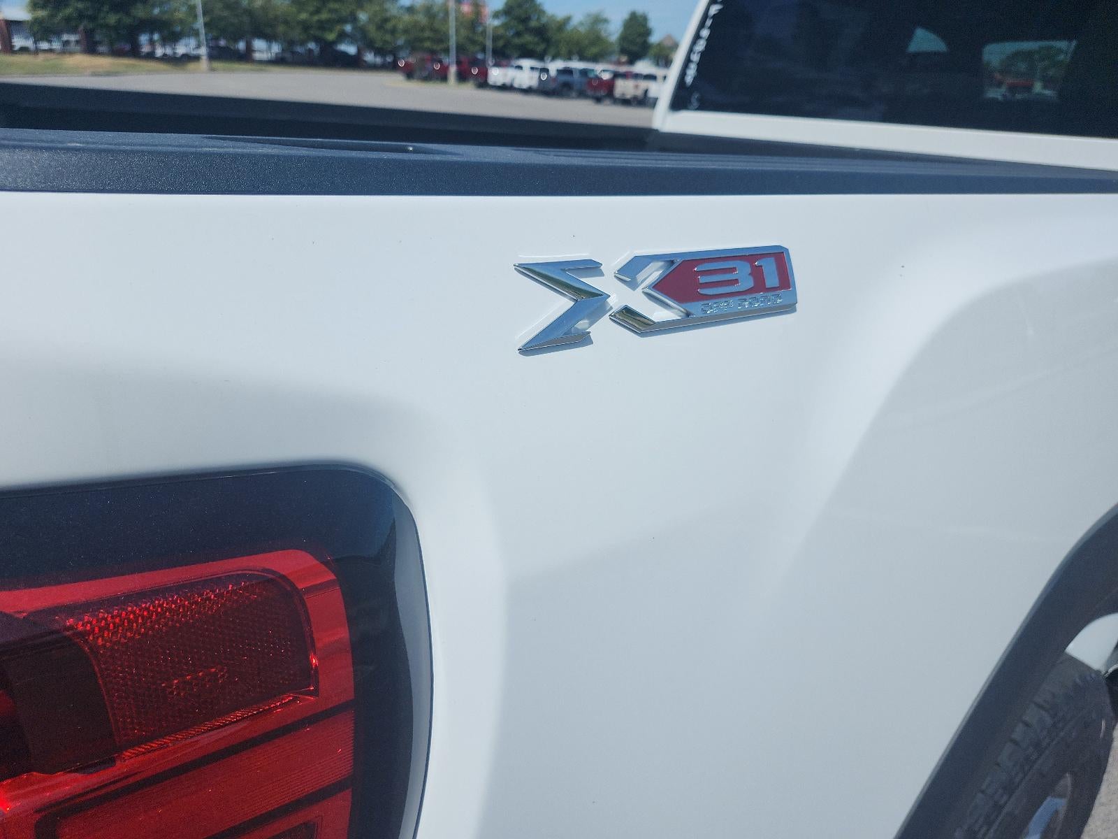 2026 GMC Sierra 2500 HD Crew Cab Standard Box 4-Wheel Drive SLE