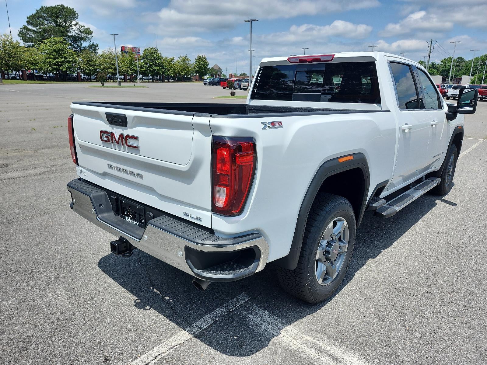 2026 GMC Sierra 2500 HD Crew Cab Standard Box 4-Wheel Drive SLE
