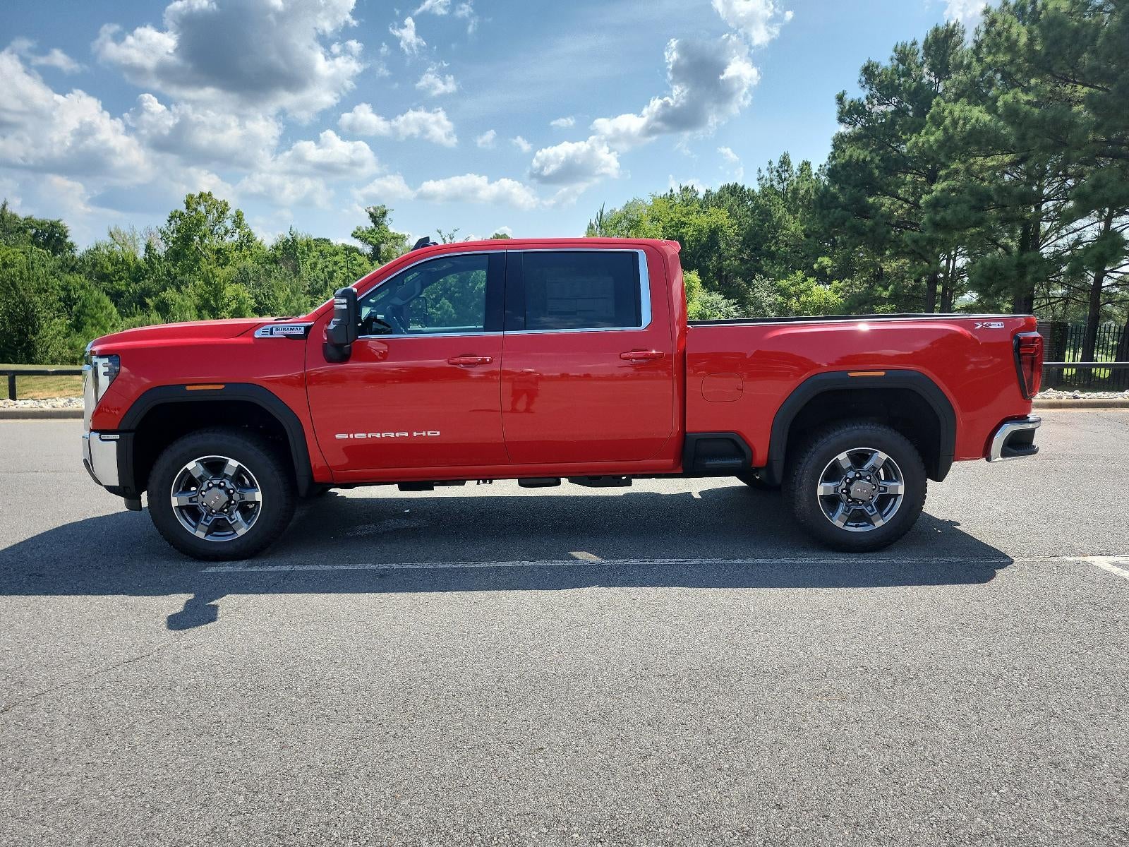 2025 GMC Sierra 2500 HD Crew Cab Standard Box 4-Wheel Drive SLE