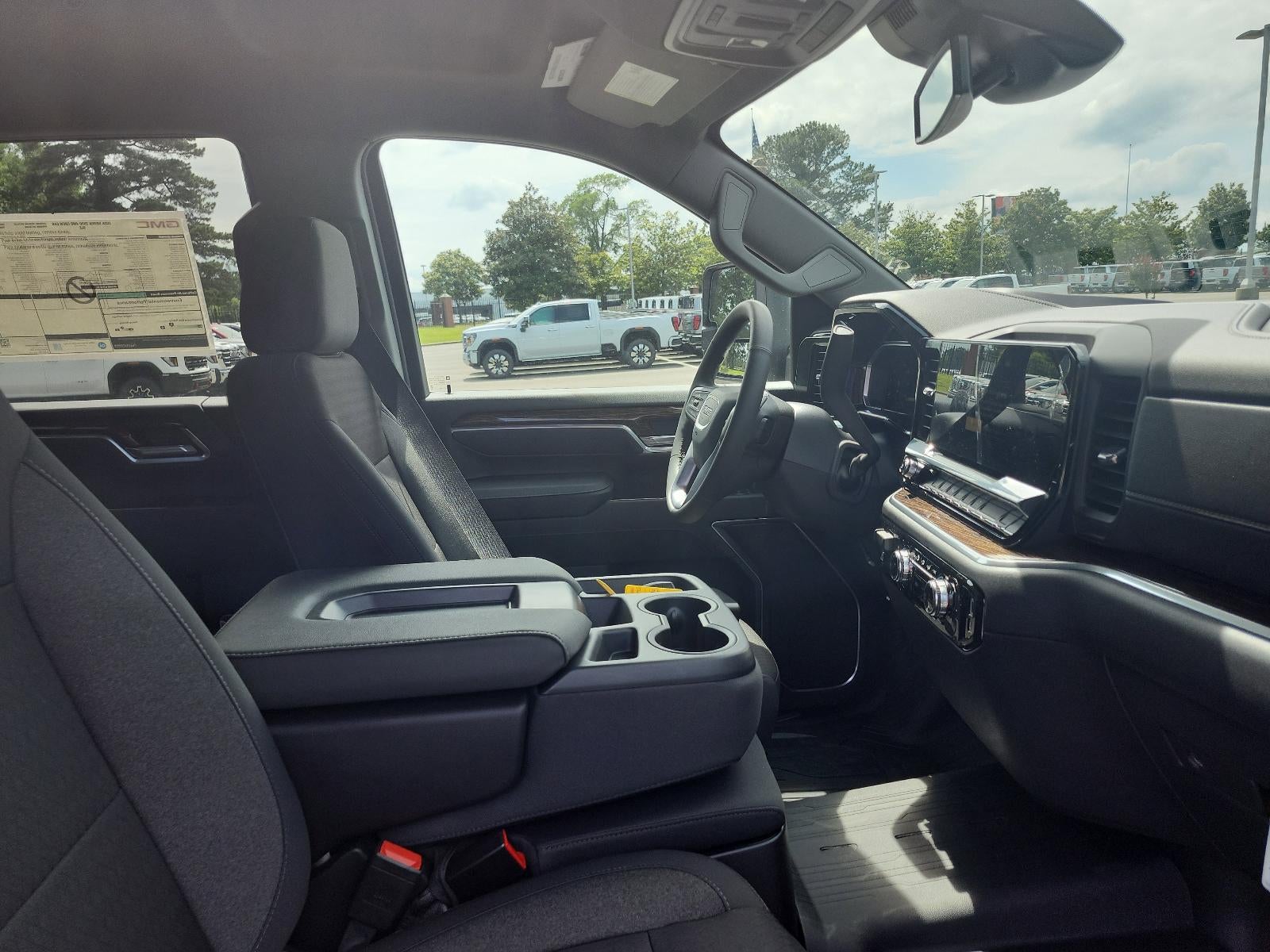 2026 GMC Sierra 2500 HD Crew Cab Standard Box 4-Wheel Drive SLE