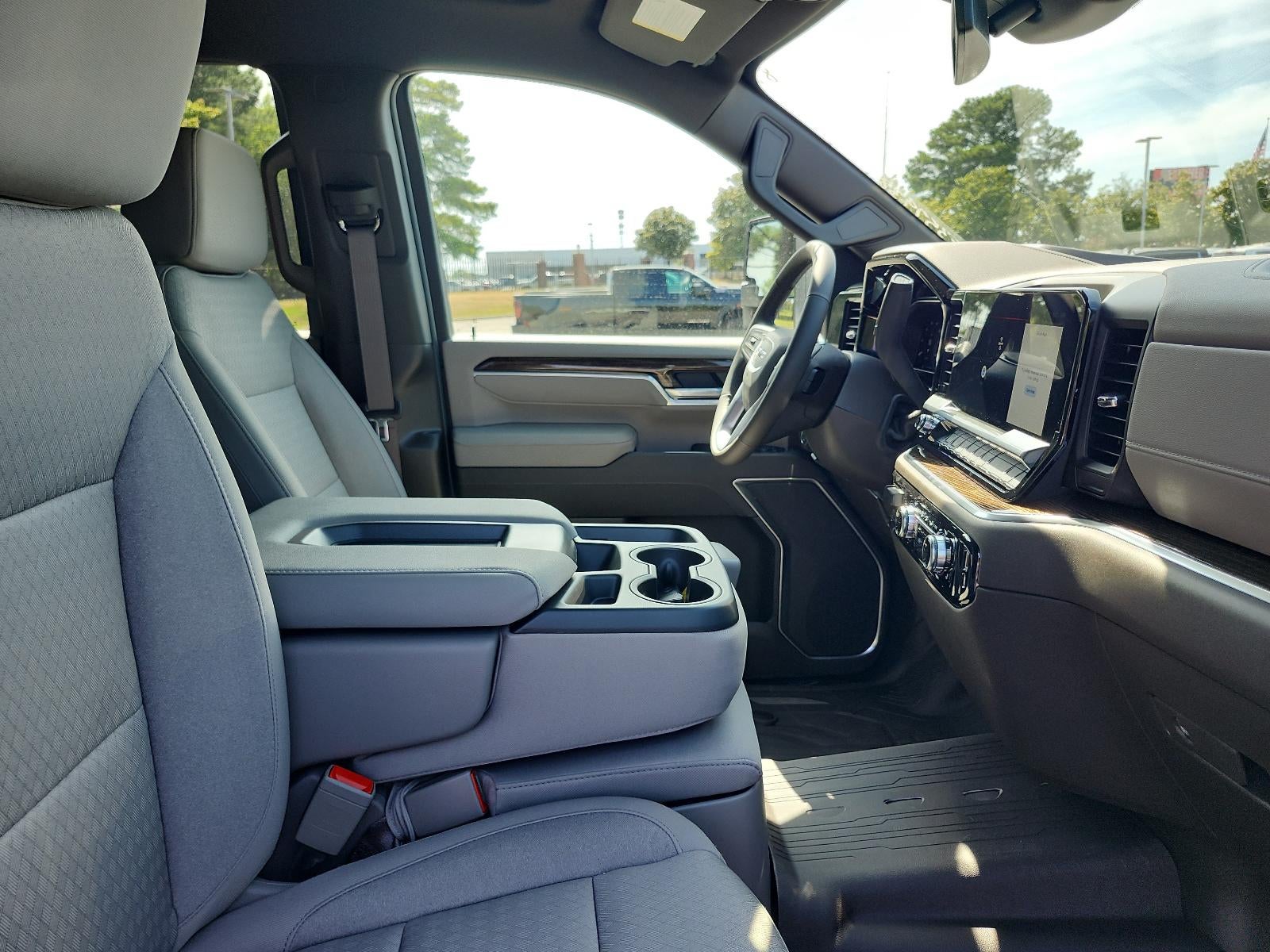 2026 GMC Sierra 2500 HD Crew Cab Standard Box 4-Wheel Drive SLE