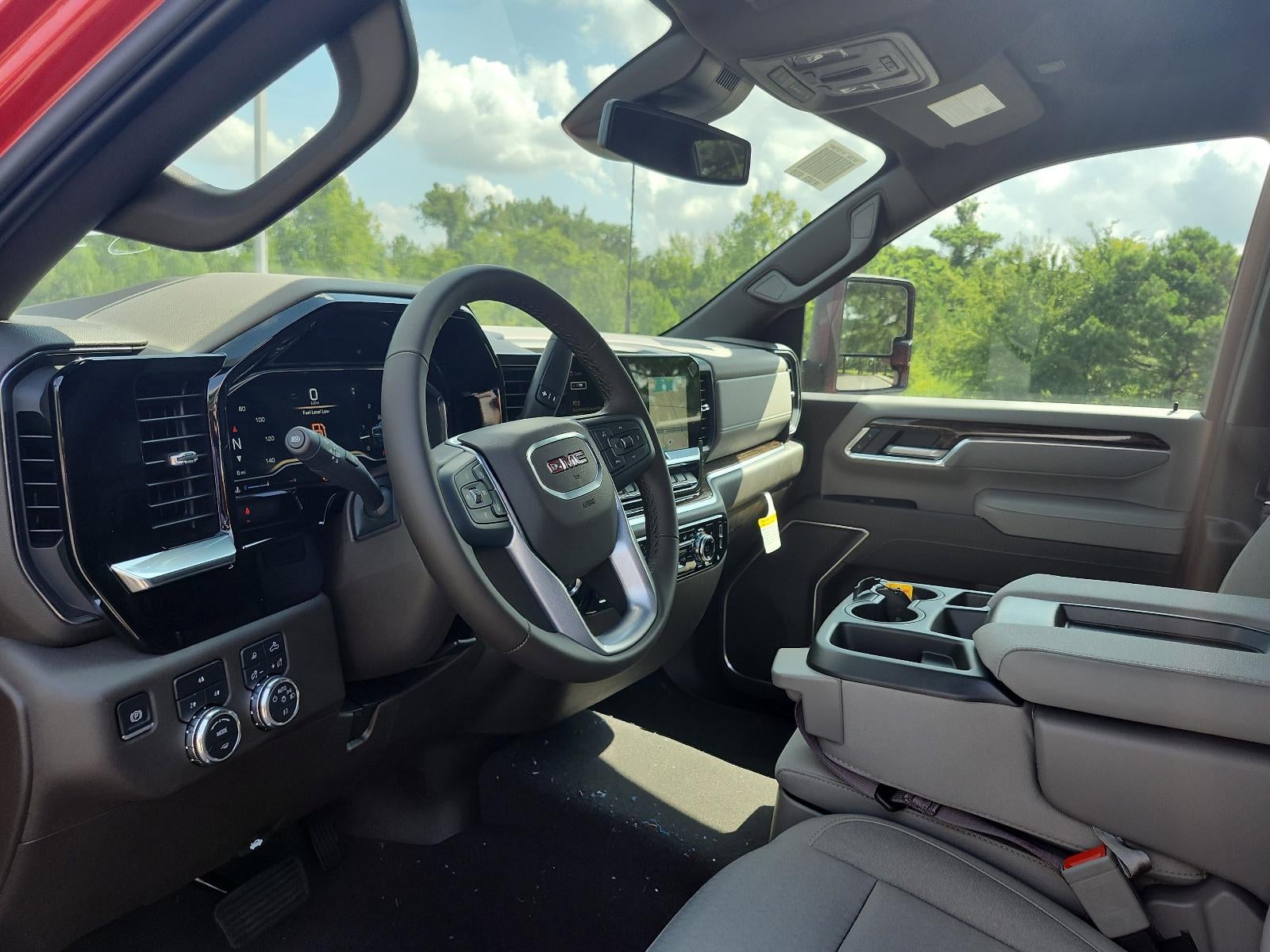 2025 GMC Sierra 2500 HD Crew Cab Standard Box 4-Wheel Drive SLE