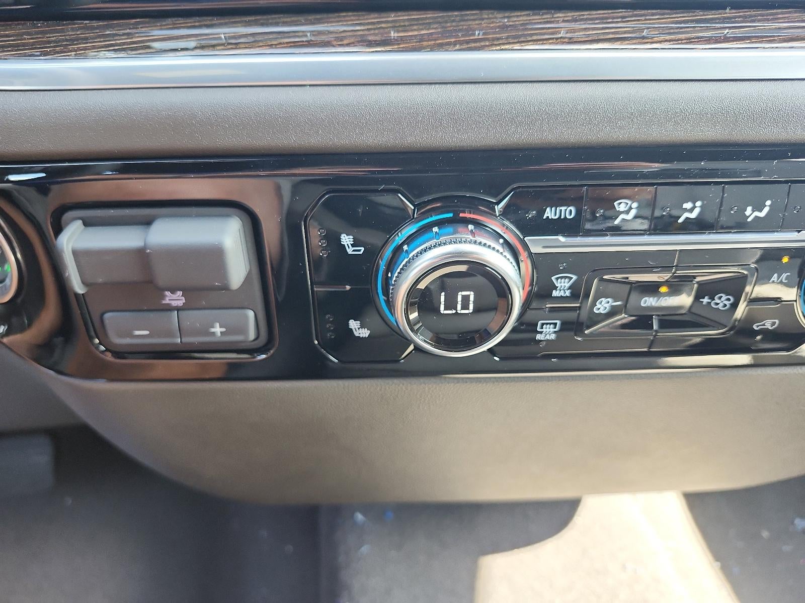 2025 GMC Sierra 2500 HD Crew Cab Standard Box 4-Wheel Drive SLE