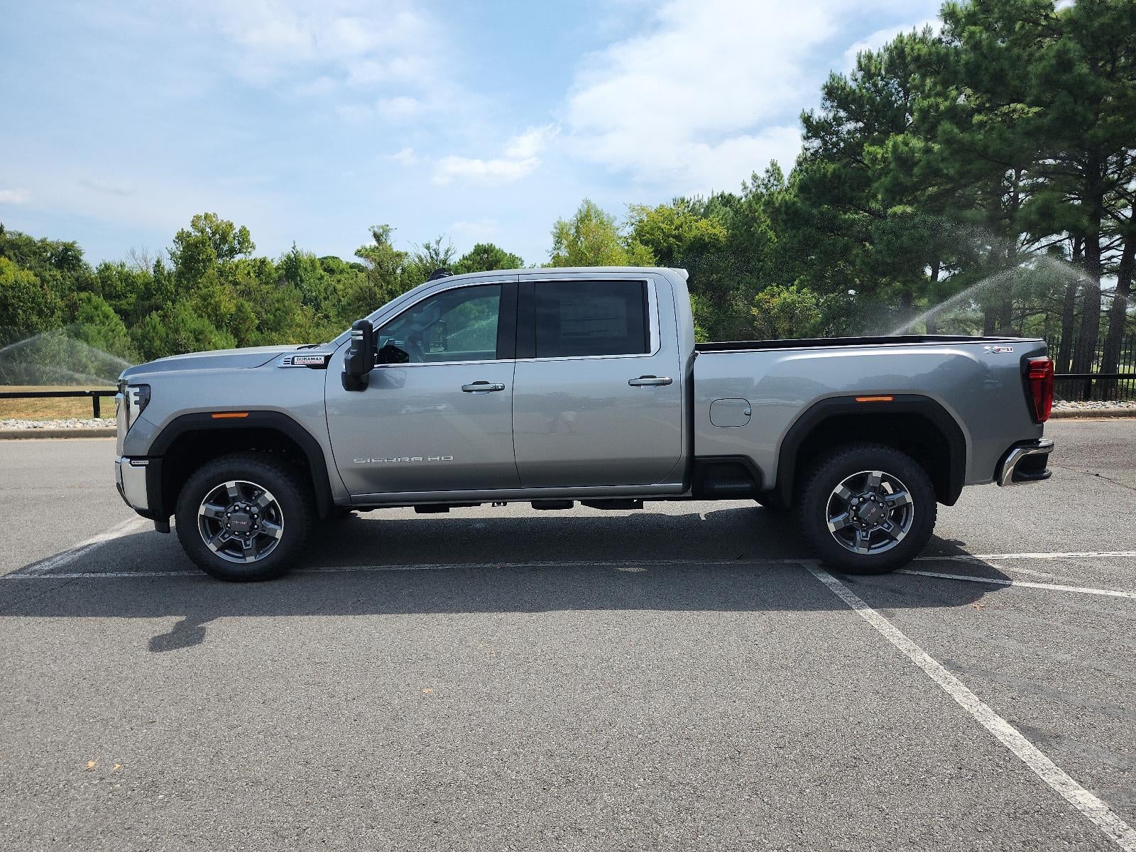 2026 GMC Sierra 2500 HD Crew Cab Standard Box 4-Wheel Drive SLE