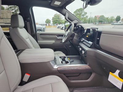 2026 GMC Sierra 2500 HD Crew Cab Standard Box 4-Wheel Drive SLT