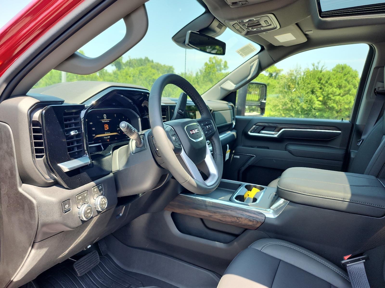 2026 GMC Sierra 2500 HD Crew Cab Standard Box 4-Wheel Drive SLT