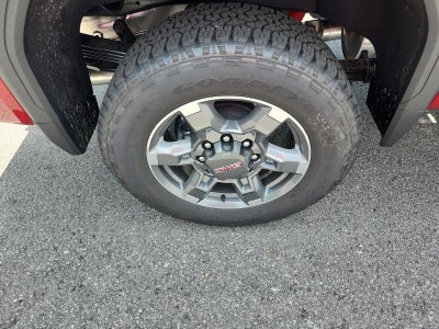 2026 GMC Sierra 2500 HD Crew Cab Standard Box 4-Wheel Drive SLT