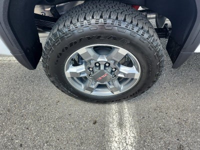 2026 GMC Sierra 2500 HD Crew Cab Standard Box 4-Wheel Drive SLT