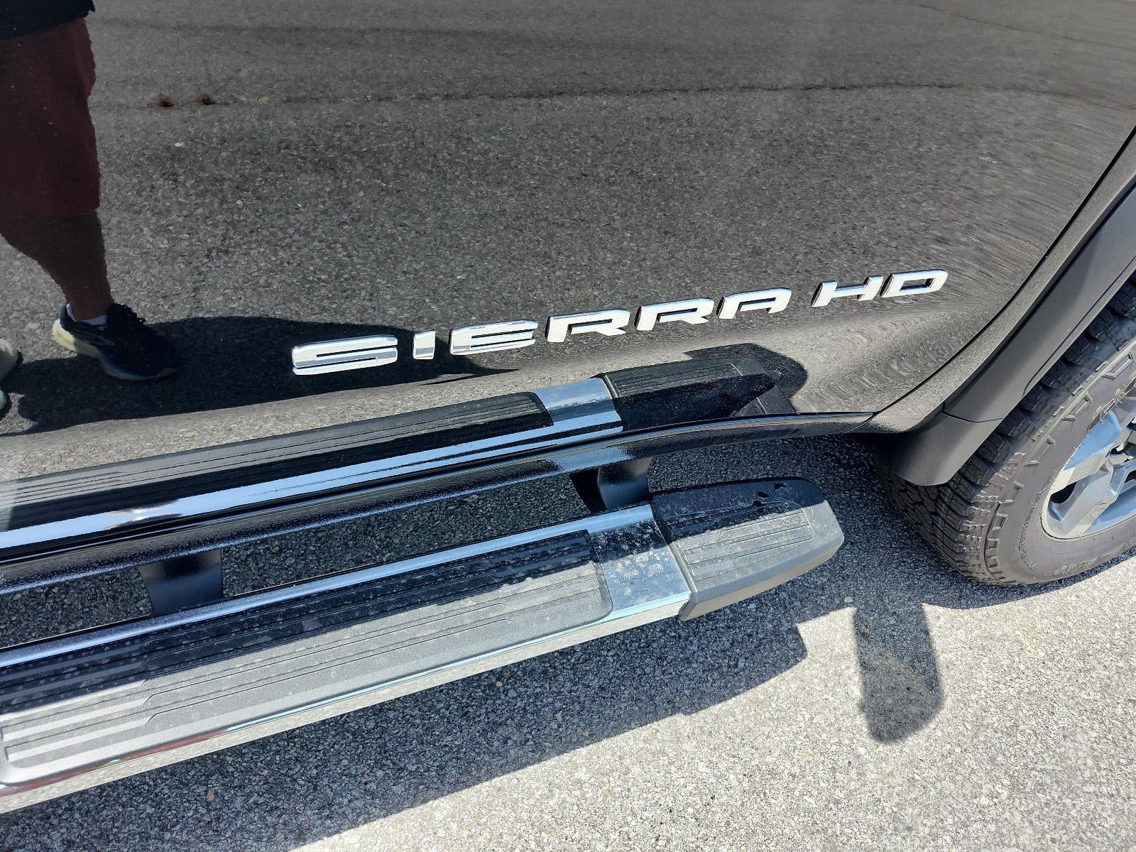 2026 GMC Sierra 2500 HD Crew Cab Standard Box 4-Wheel Drive SLT