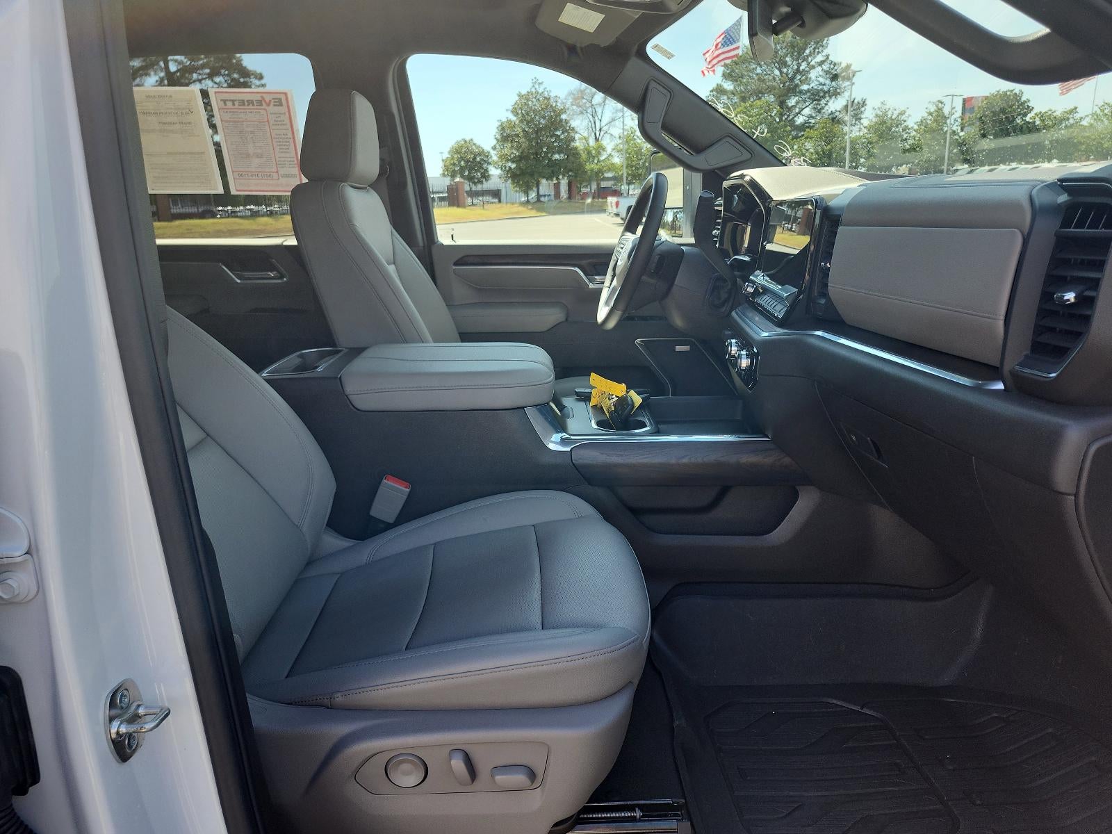 2025 GMC Sierra 2500 HD SLT