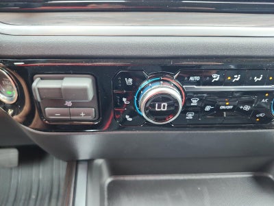 2026 GMC Sierra 2500 HD Crew Cab Standard Box 4-Wheel Drive SLT