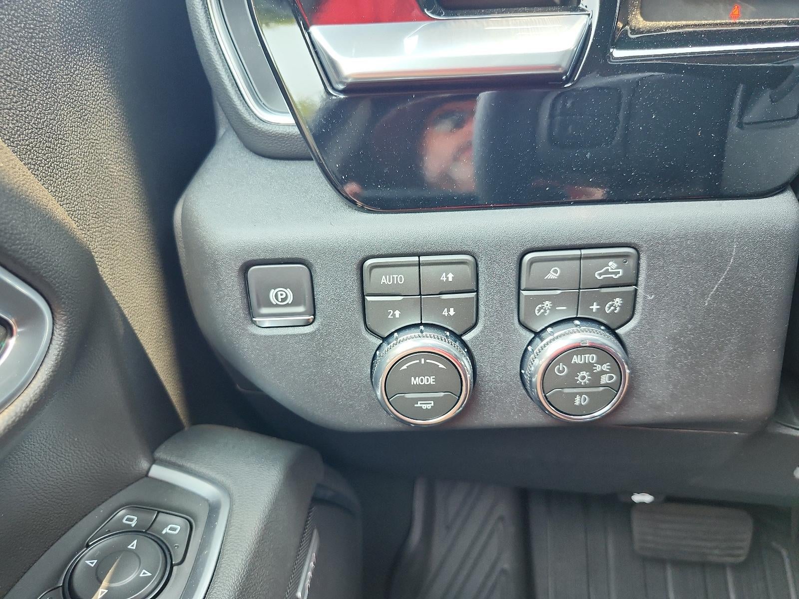 2026 GMC Sierra 2500 HD Crew Cab Standard Box 4-Wheel Drive SLT