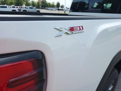2026 GMC Sierra 2500 HD Crew Cab Standard Box 4-Wheel Drive SLT