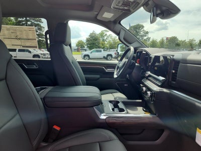 2026 GMC Sierra 2500 HD Crew Cab Standard Box 4-Wheel Drive SLT