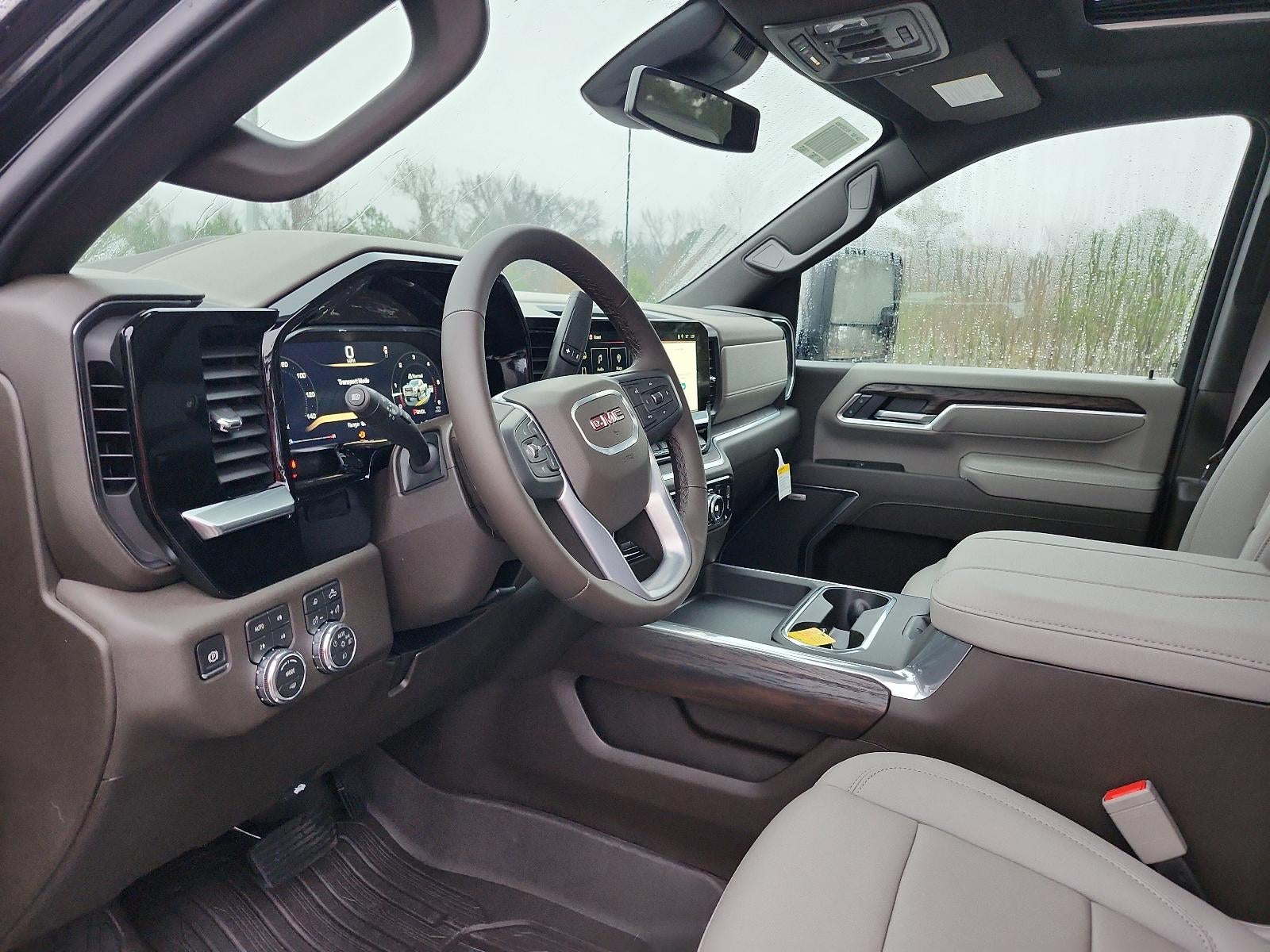 2026 GMC Sierra 2500 HD Crew Cab Standard Box 4-Wheel Drive SLT