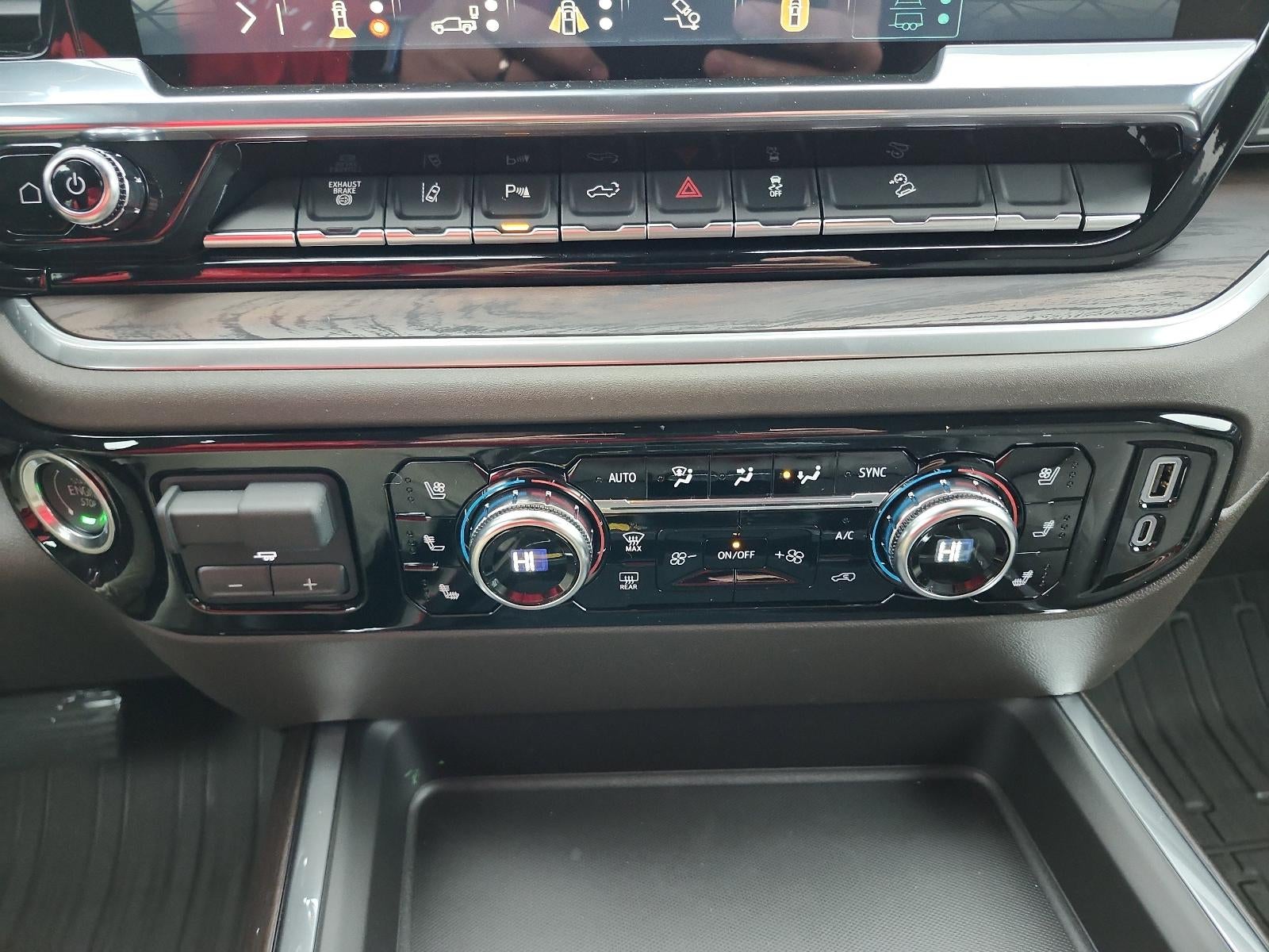 2026 GMC Sierra 2500 HD Crew Cab Standard Box 4-Wheel Drive SLT