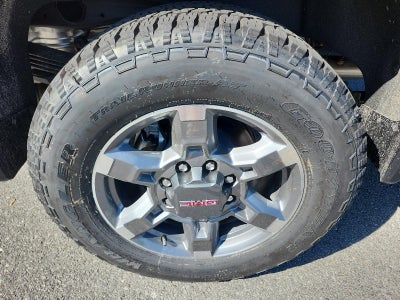 2026 GMC Sierra 2500 HD Crew Cab Standard Box 4-Wheel Drive SLT