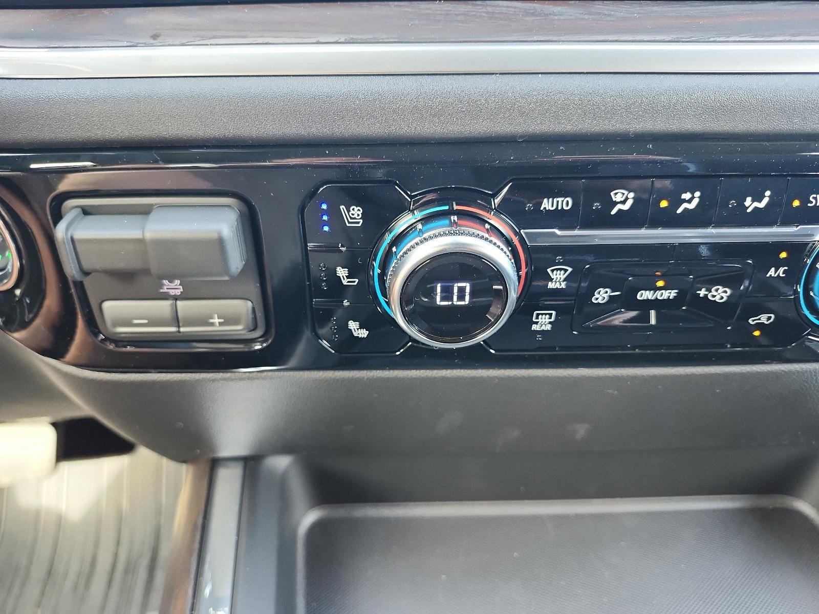 2026 GMC Sierra 2500 HD Crew Cab Standard Box 4-Wheel Drive SLT