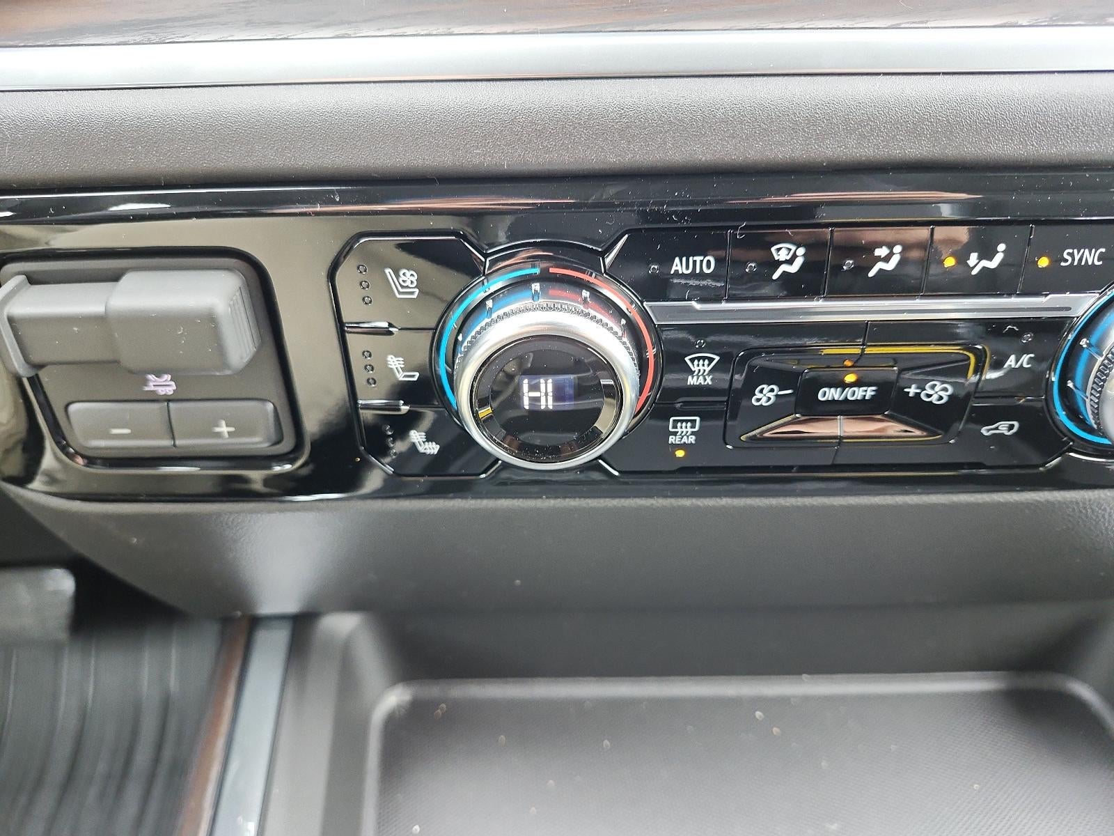 2026 GMC Sierra 2500 HD Crew Cab Standard Box 4-Wheel Drive SLT