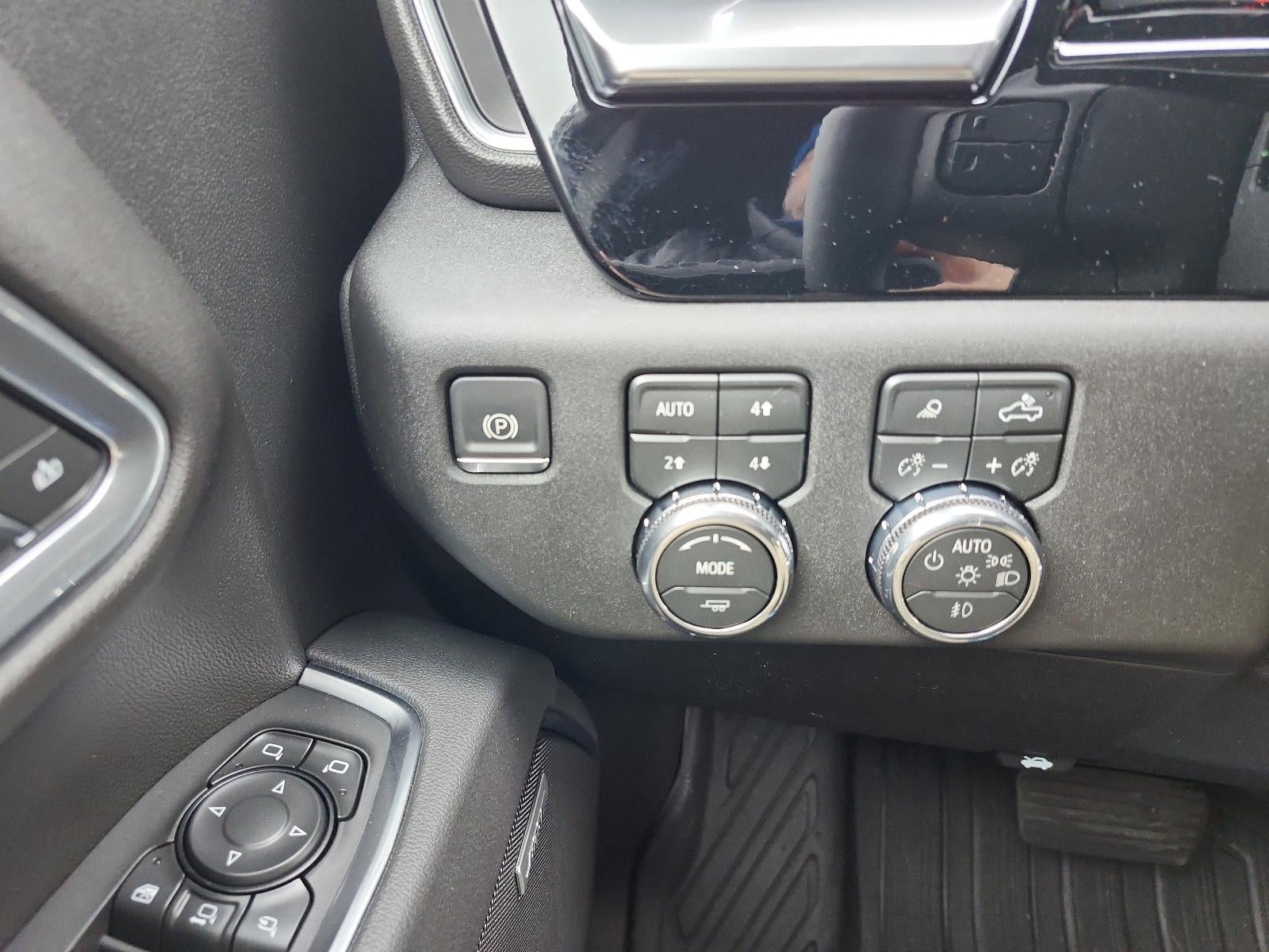 2026 GMC Sierra 2500 HD Crew Cab Standard Box 4-Wheel Drive SLT