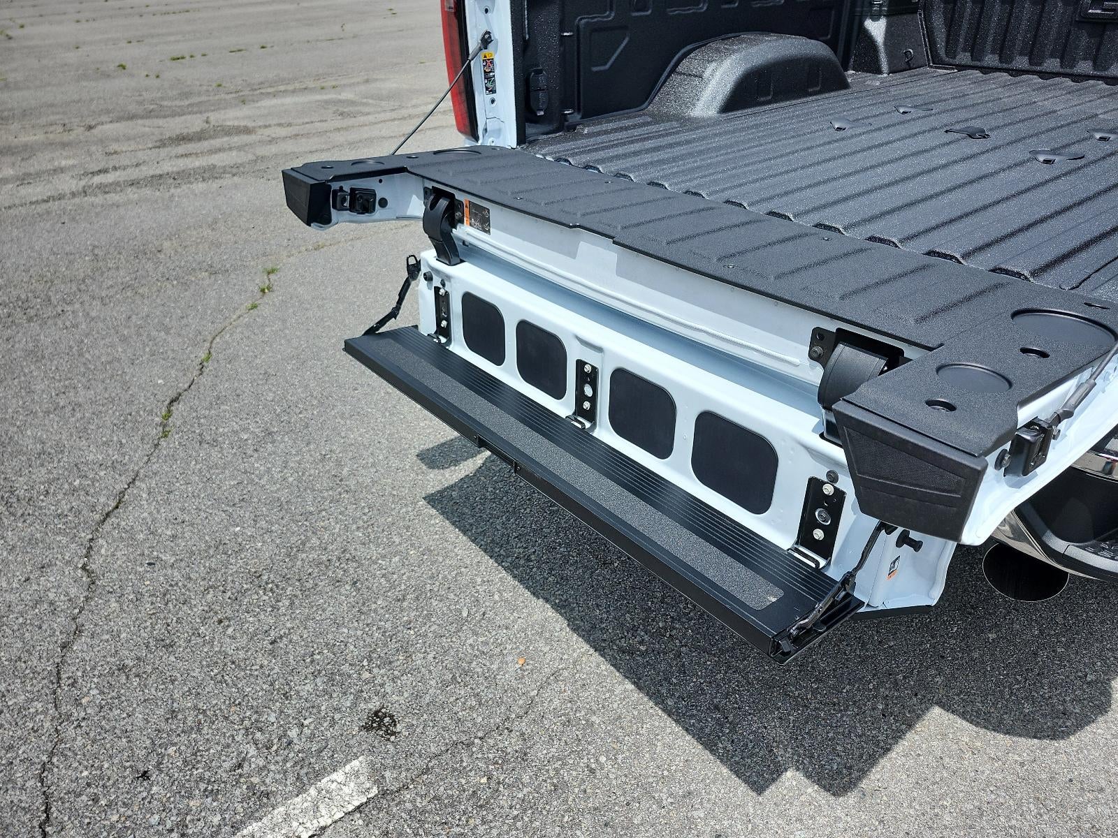 2026 GMC Sierra 2500 HD Crew Cab Standard Box 4-Wheel Drive SLT