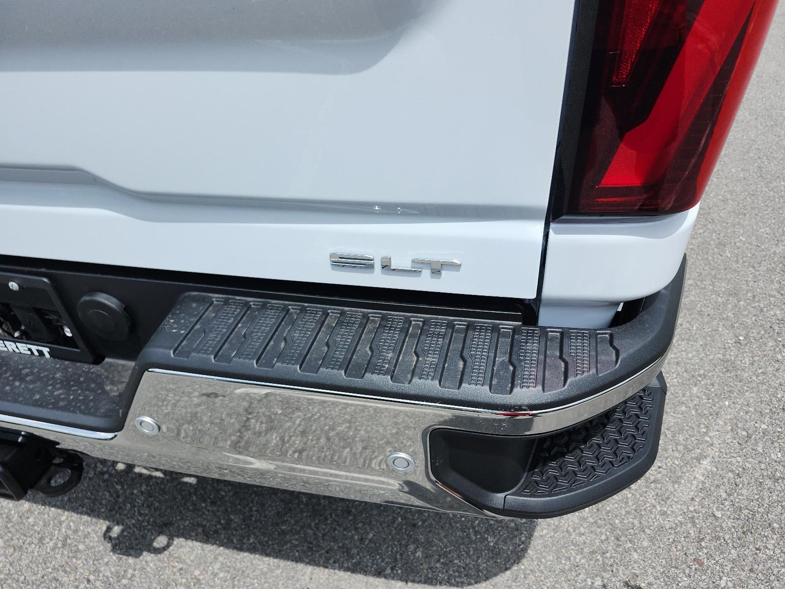 2026 GMC Sierra 2500 HD Crew Cab Standard Box 4-Wheel Drive SLT